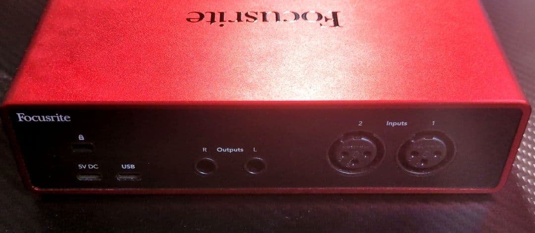 m*i様 Focusrite Scarlett 2i2 4th Gen