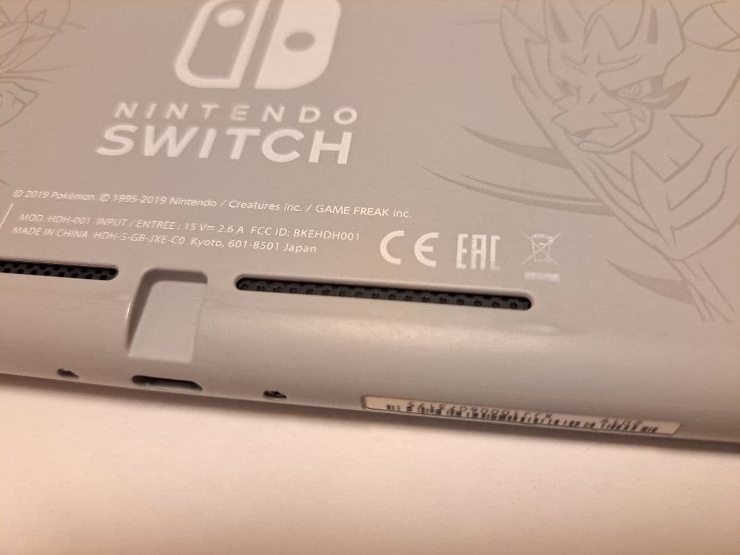 Nintendo Switch Lite ポケモン（剣盾） ※ジャンク品