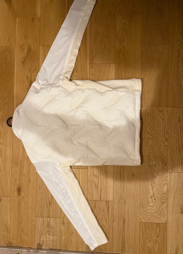 1piu1uguale3 ゴルフ　ダウンジャケット　ホワイト