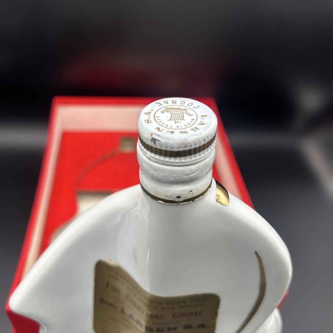 ラーセン コニャック シップボトル 白磁 金彩 箱付 古酒