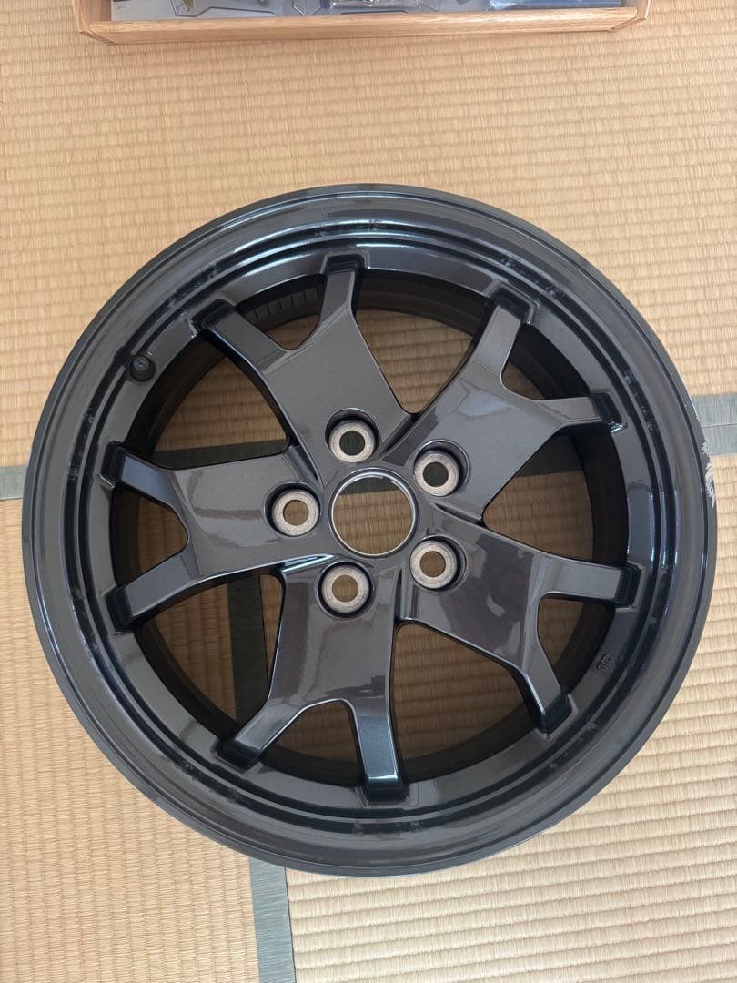 60プリウス　 純正アルミホイール　17インチ