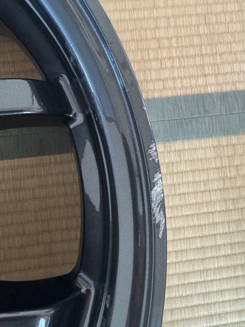 60プリウス　 純正アルミホイール　17インチ