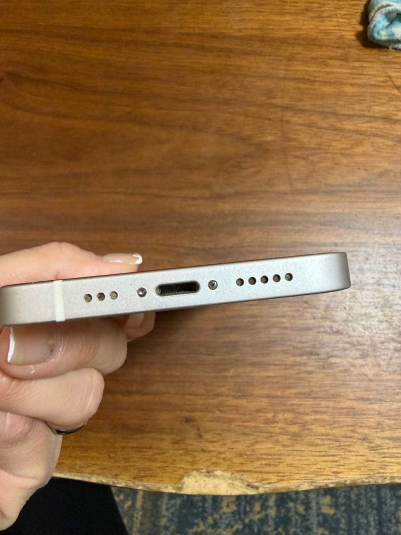 Apple iPhone 12 ホワイト 本体　64GB バッテリー88%