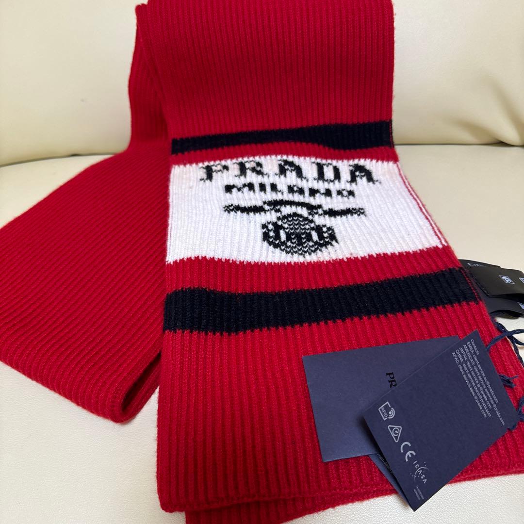 PRADA カシミアマフラー