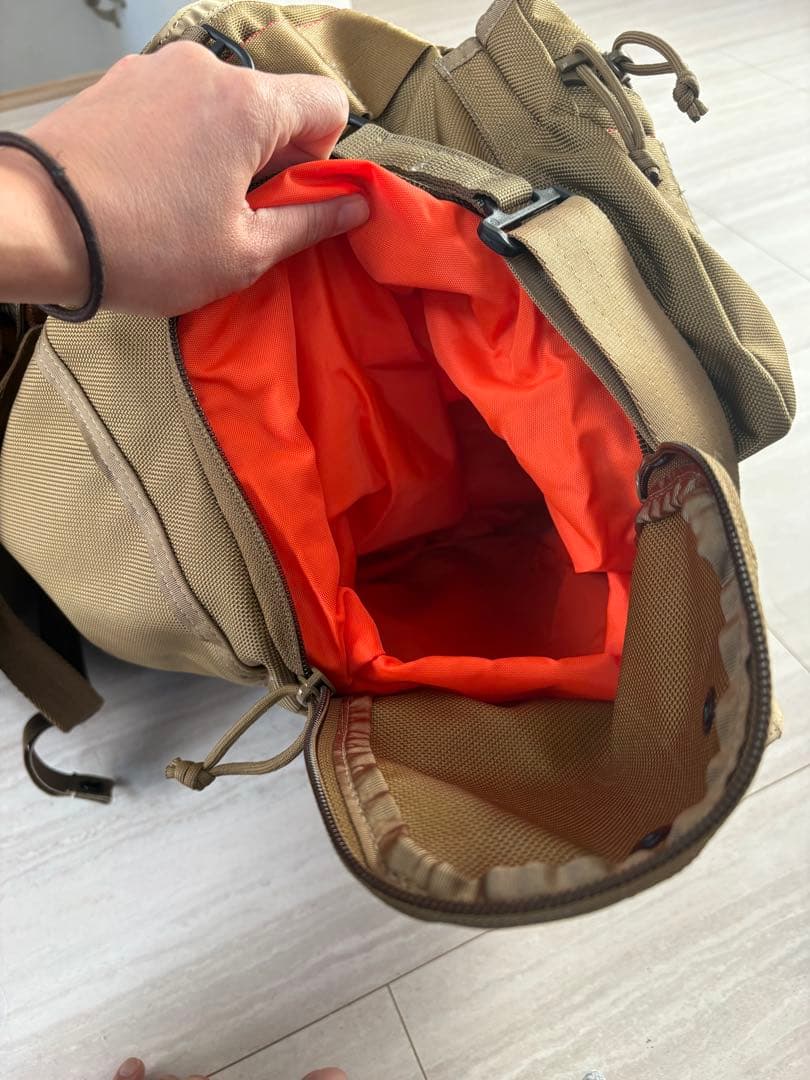 Briefing TURF WIRE STDと同じ形