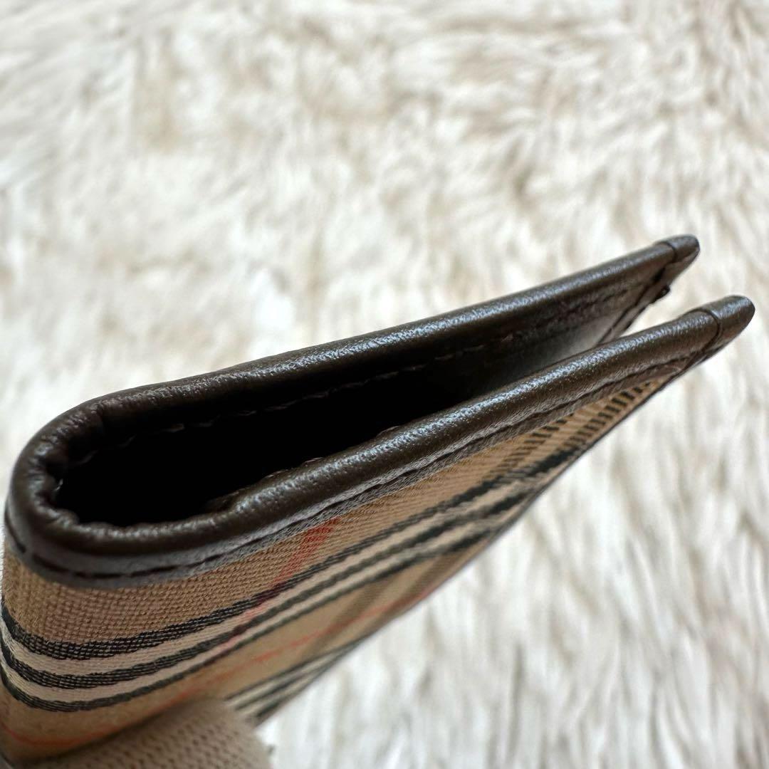 美品✨バーバリー ノバチェック 4連キーケース