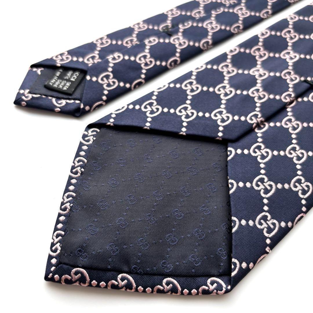 ※けんちゃんパパ様꧁極美品꧂ グッチ ネクタイ GG柄 インターロッキング
