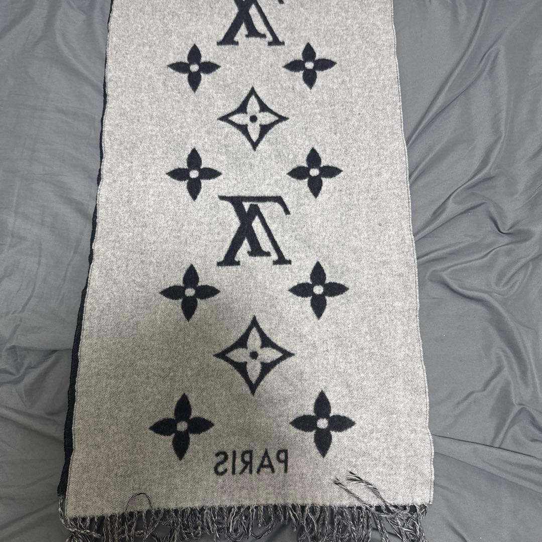 LOUIS VUITTON モノグラムマフラー