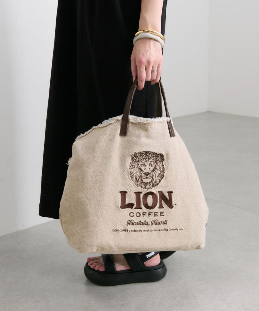 3時間限定最終値下げ！中古 イアパピヨネ ライオンコーヒートートバッグ