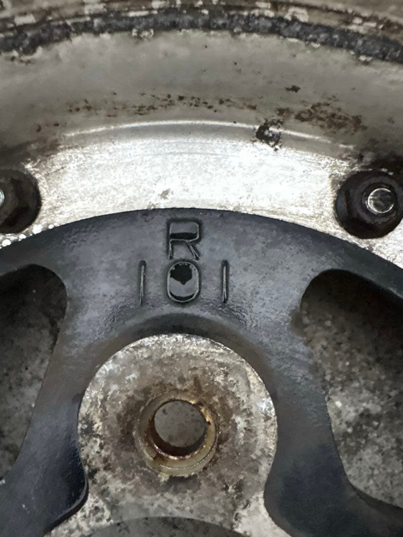 7.5J2本のみ  SIDE 13インチ PCD114.3 4穴