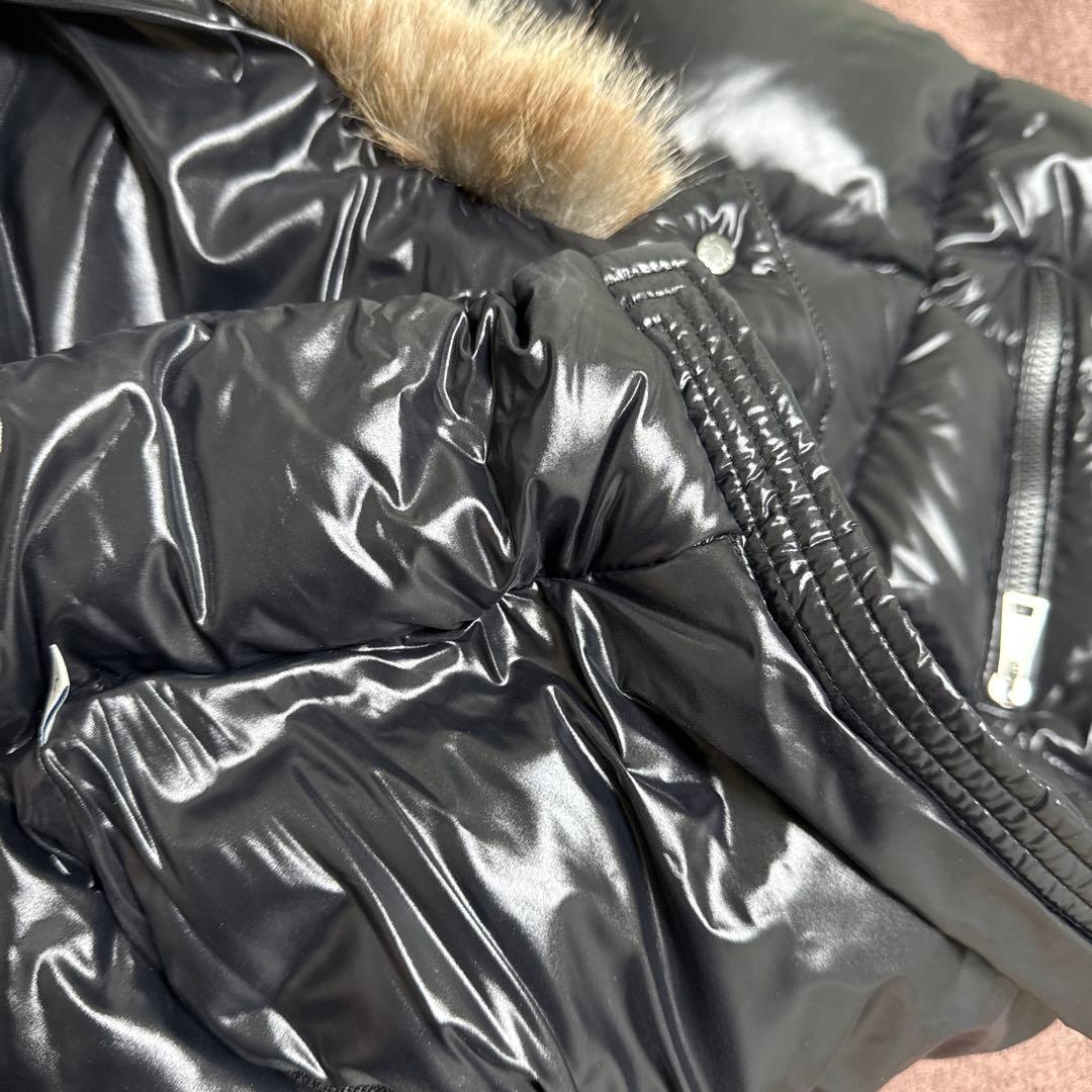 MONCLER ブラックファー付きダウンベスト　サイズ　2