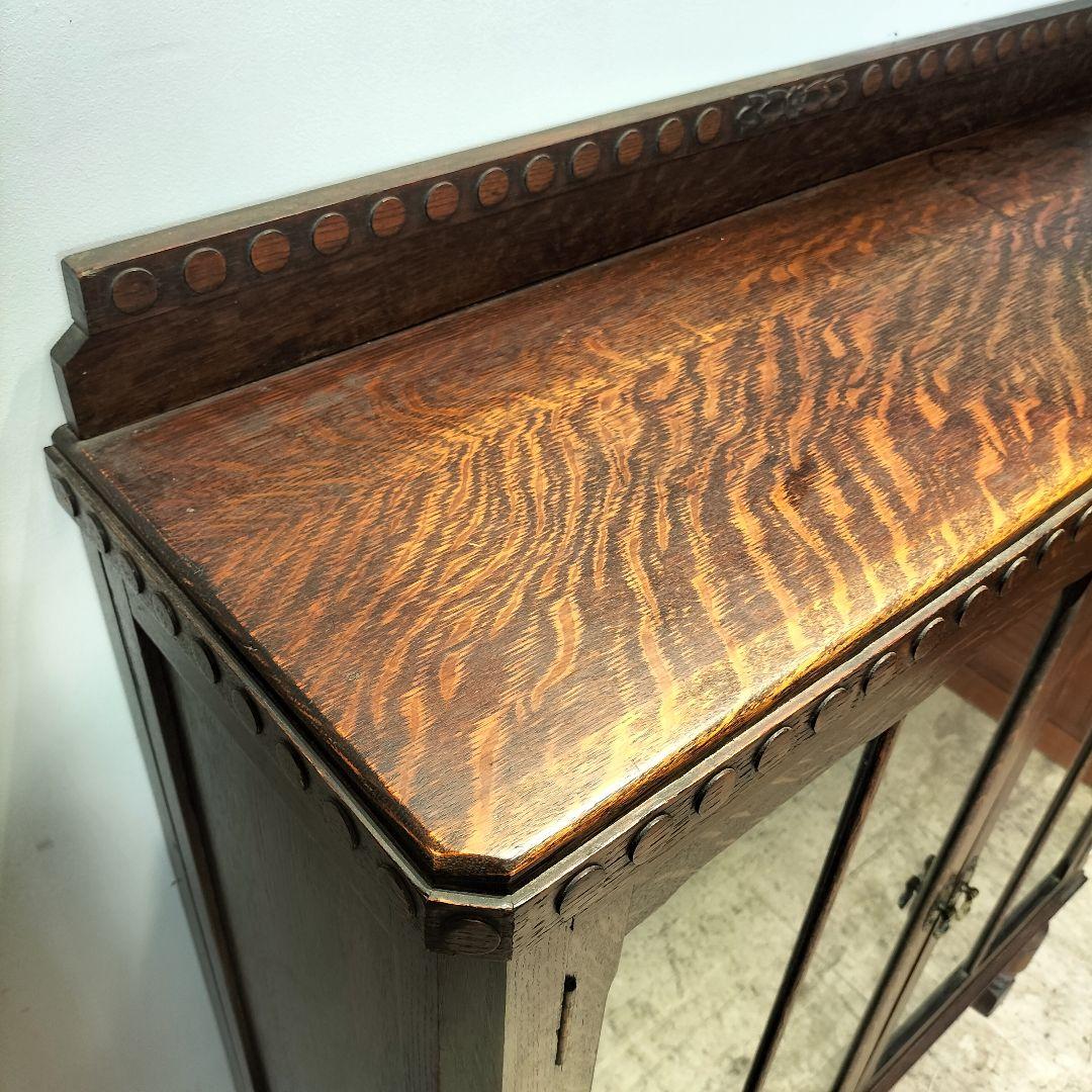 ドバライ送料込M♦希少　英国　アンティーク　ガラスキャビネット