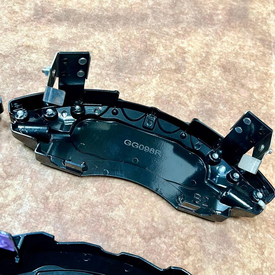 レクサスLBX AWD ブレーキキャリパーカバー