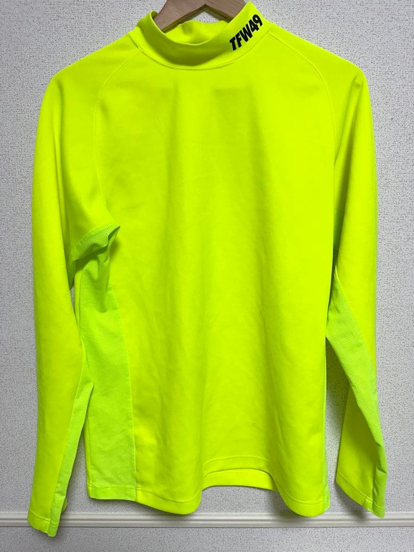 TFW49 モックネック サイドメッシュ　T102220014 XL