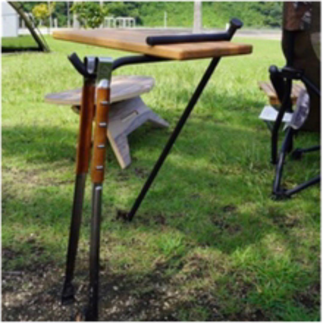 焚き火サイドテーブル。