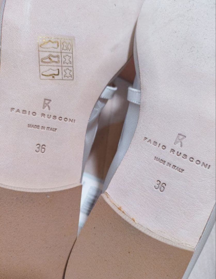 大特価！半額！人気完売品！ファビオルスコーニ パンプス