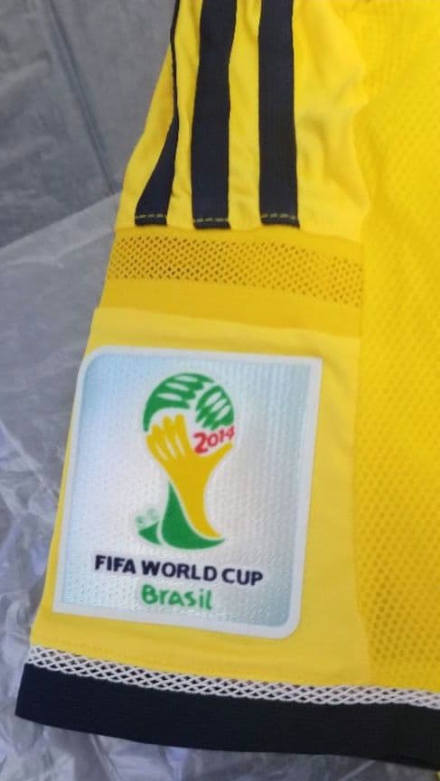 ハメス　ロドリゲス　ハメス・ロドリゲス　ハメス　直筆サイン　ユニフォーム