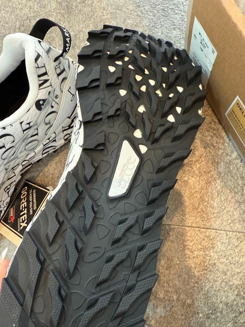 MARK&LONA アシックス　新品未使用タグ付完売品