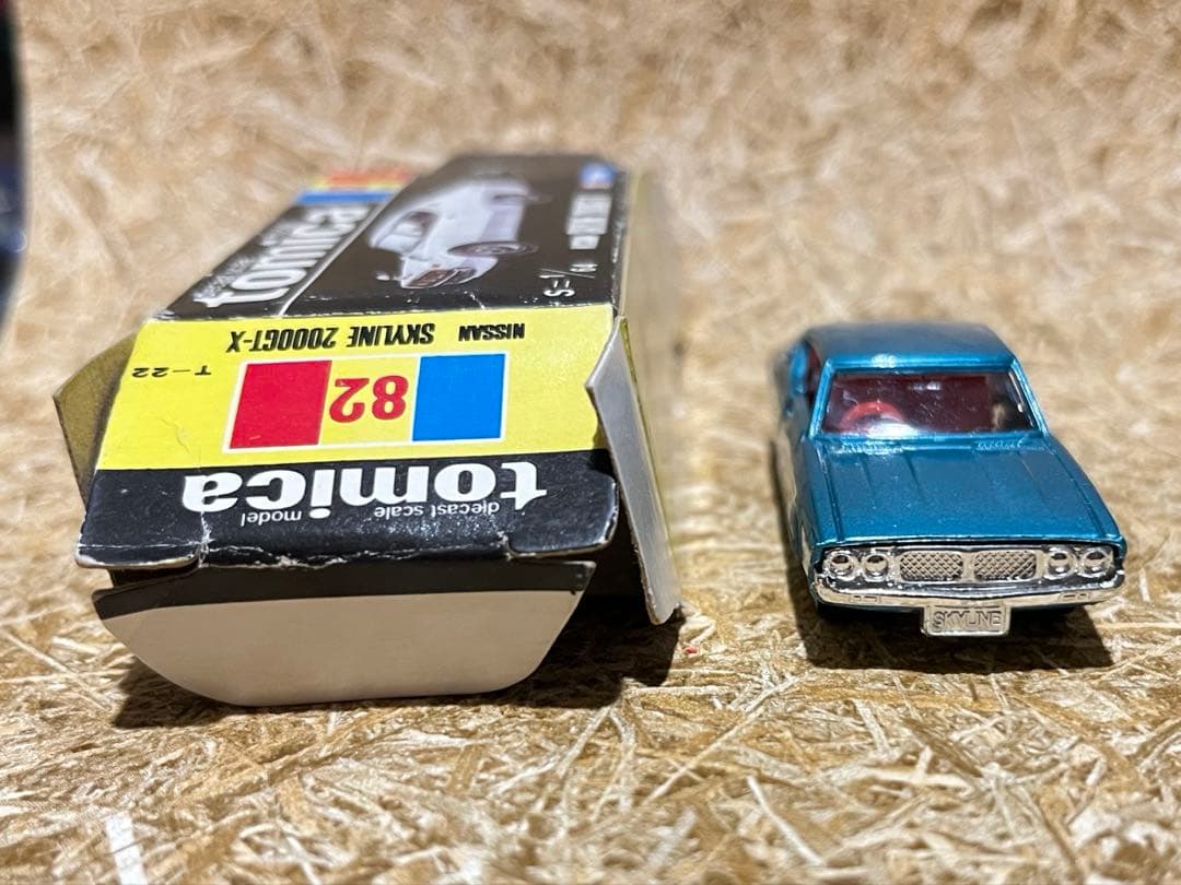 トミカ 日本製 黒箱 82 ニッサン スカイライン 2000GT-X