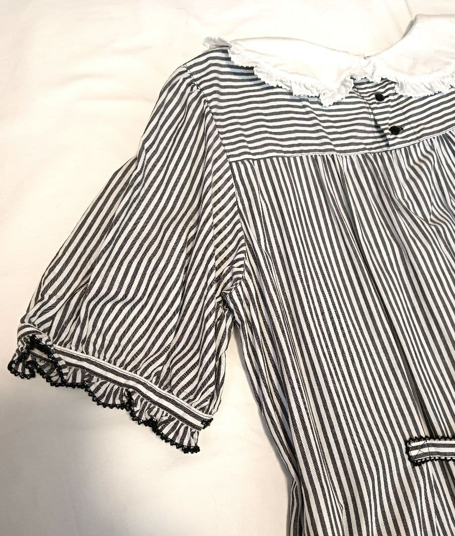 ピンクハウス　半袖ストライプワンピース