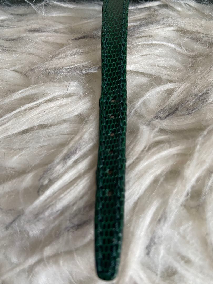 GUCCI グリーンレザー アナログ腕時計