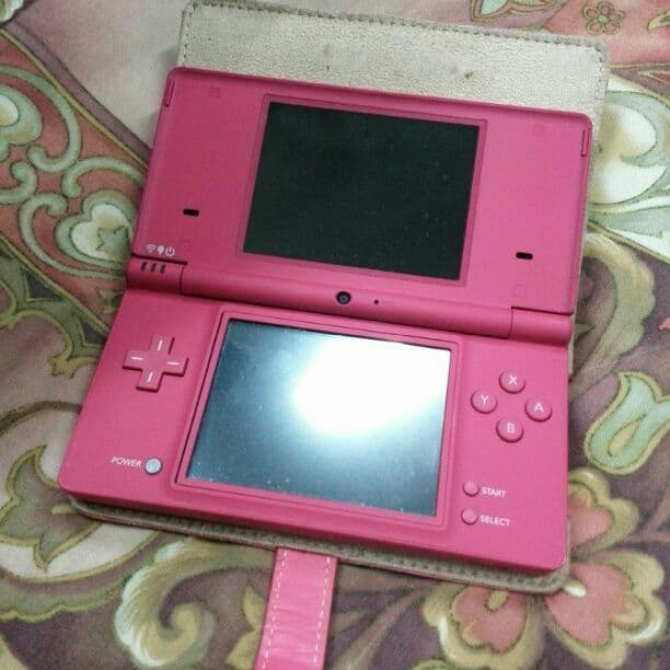 [お値下げ]6888円 ソフト4つつき！DSi