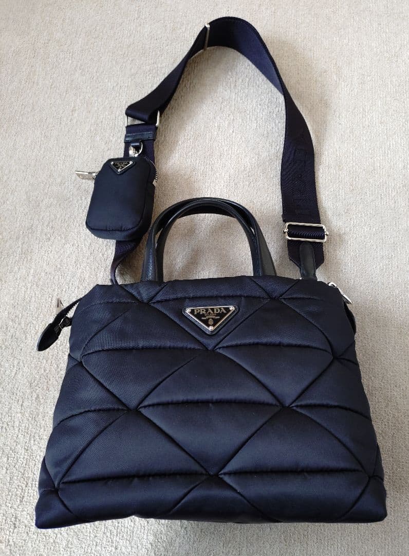 直営店購入 PRADA ナイロン ミニパデット ショルダー付きトートバッグ