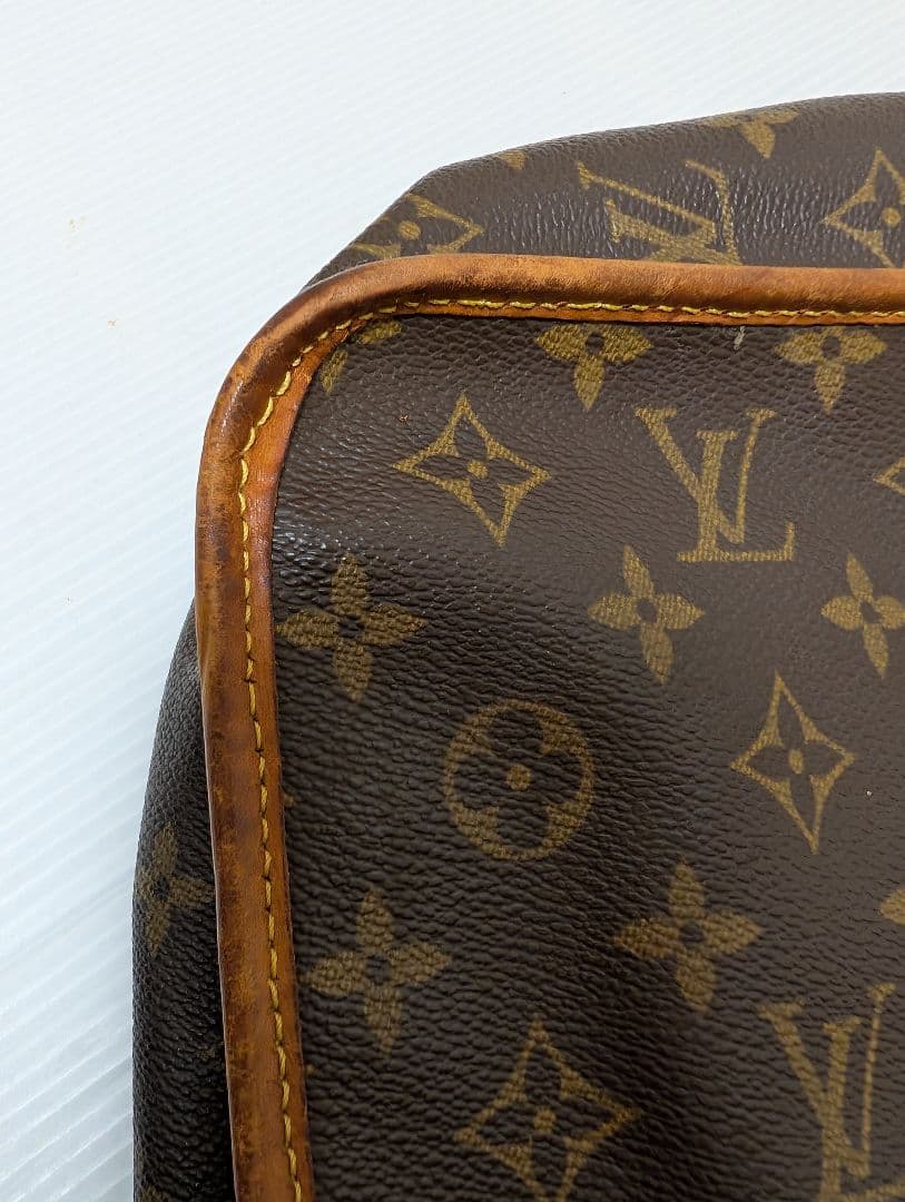 Louis Vuitton モノグラム ジベシエールGM ショルダーバッグ