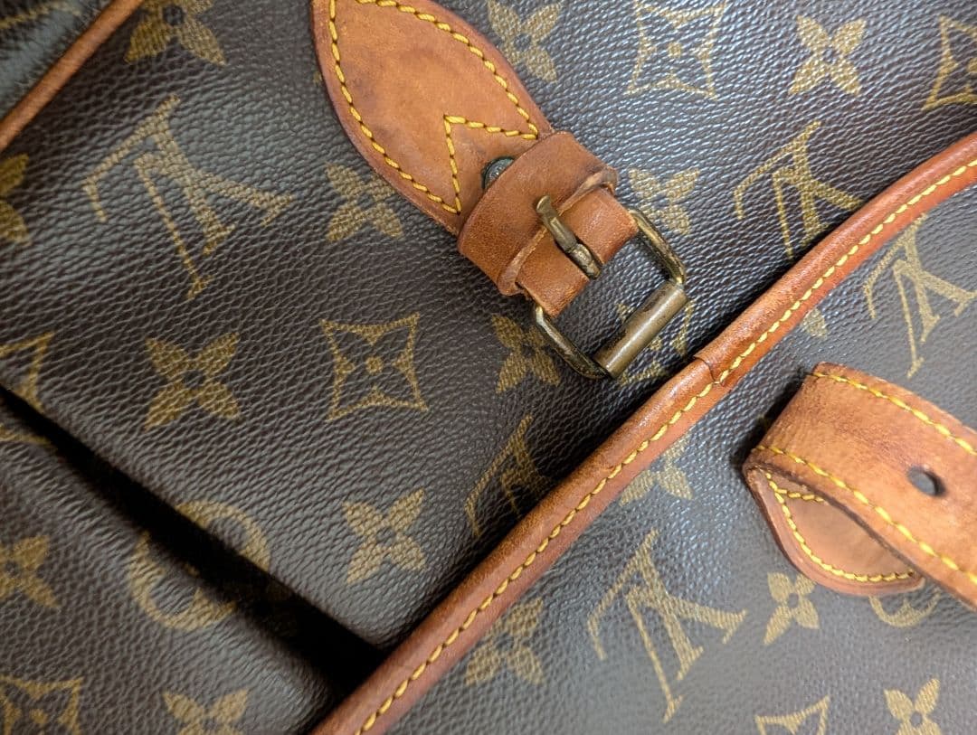 Louis Vuitton モノグラム ジベシエールGM ショルダーバッグ