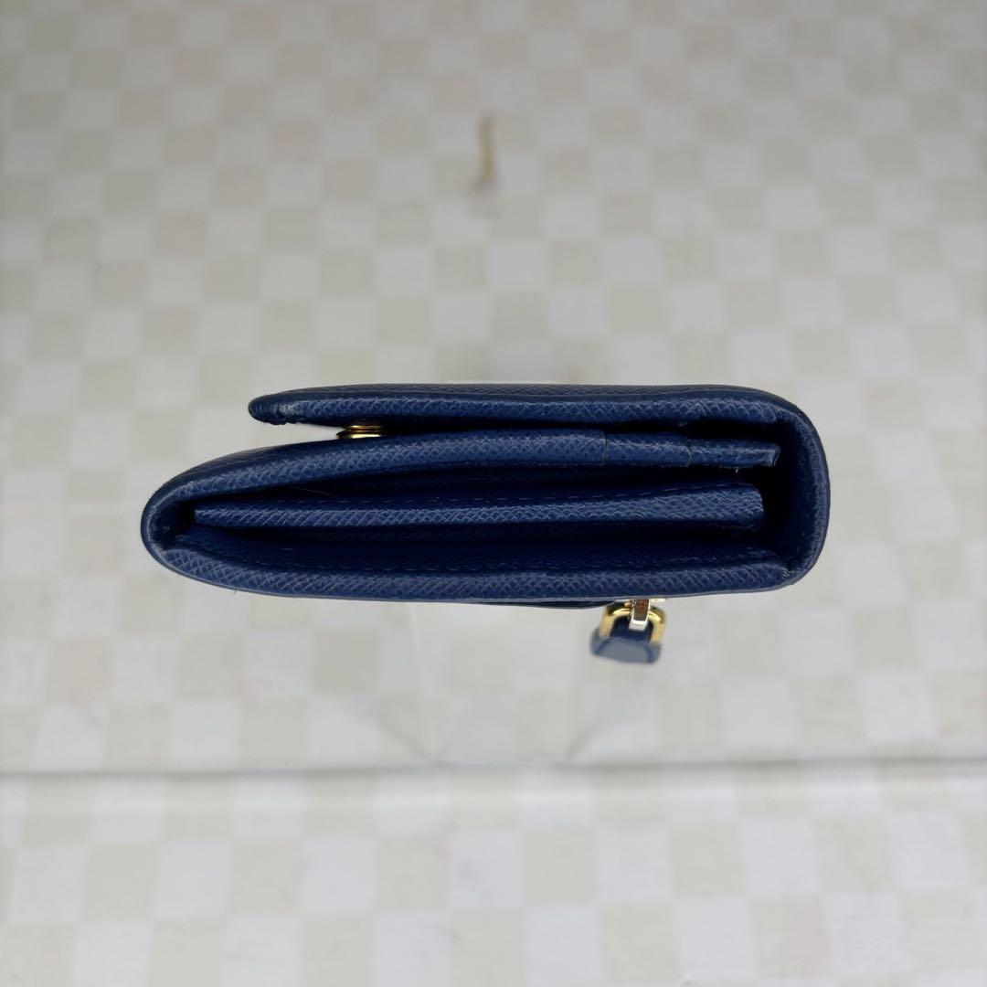 極美品　PRADA プラダ　長財布　二つ折り　M09