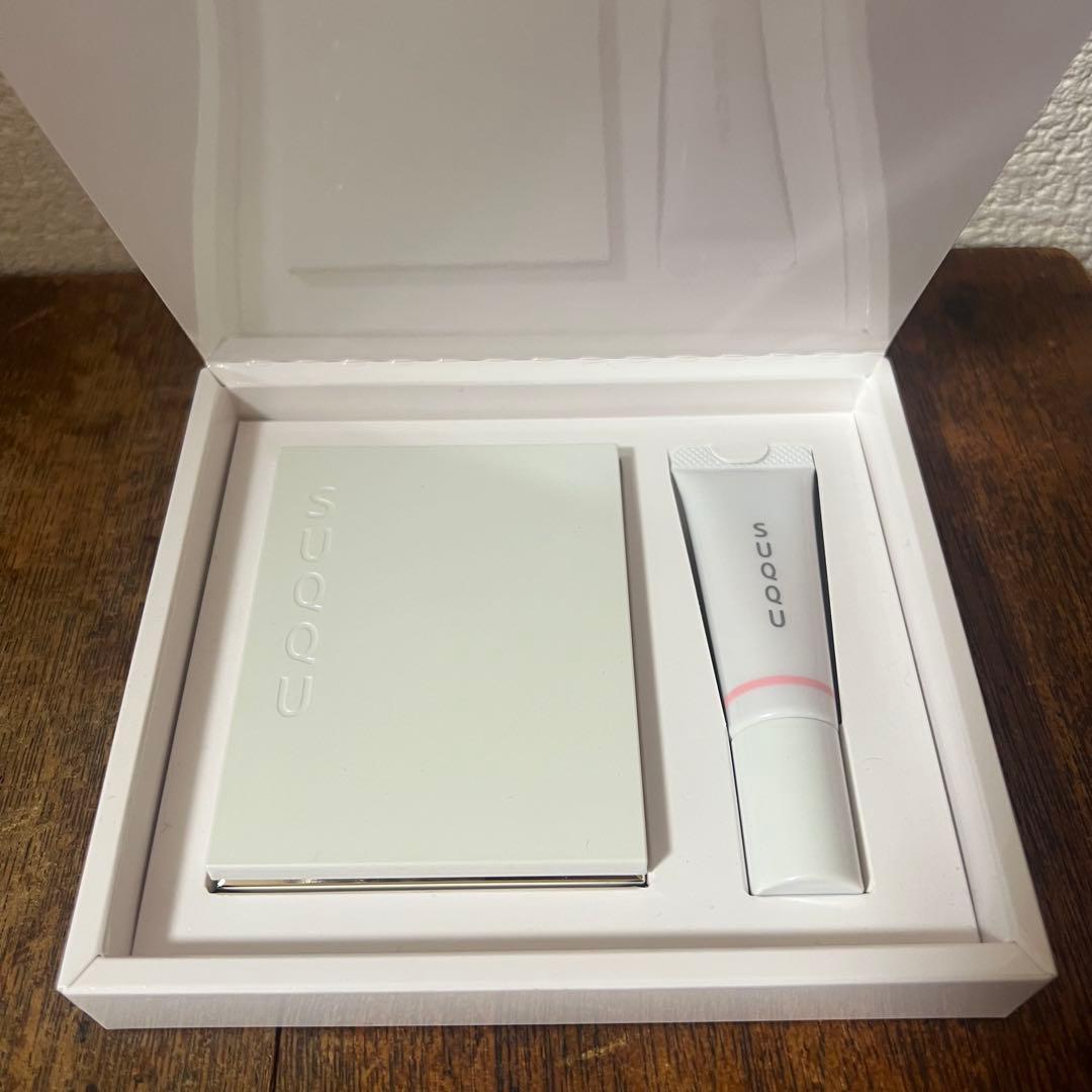 【美品】SUQQU 光飾