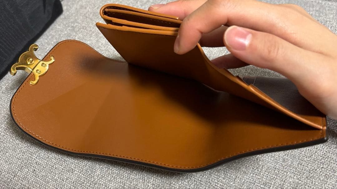セリーヌ　三つ折り財布　トリオンフ