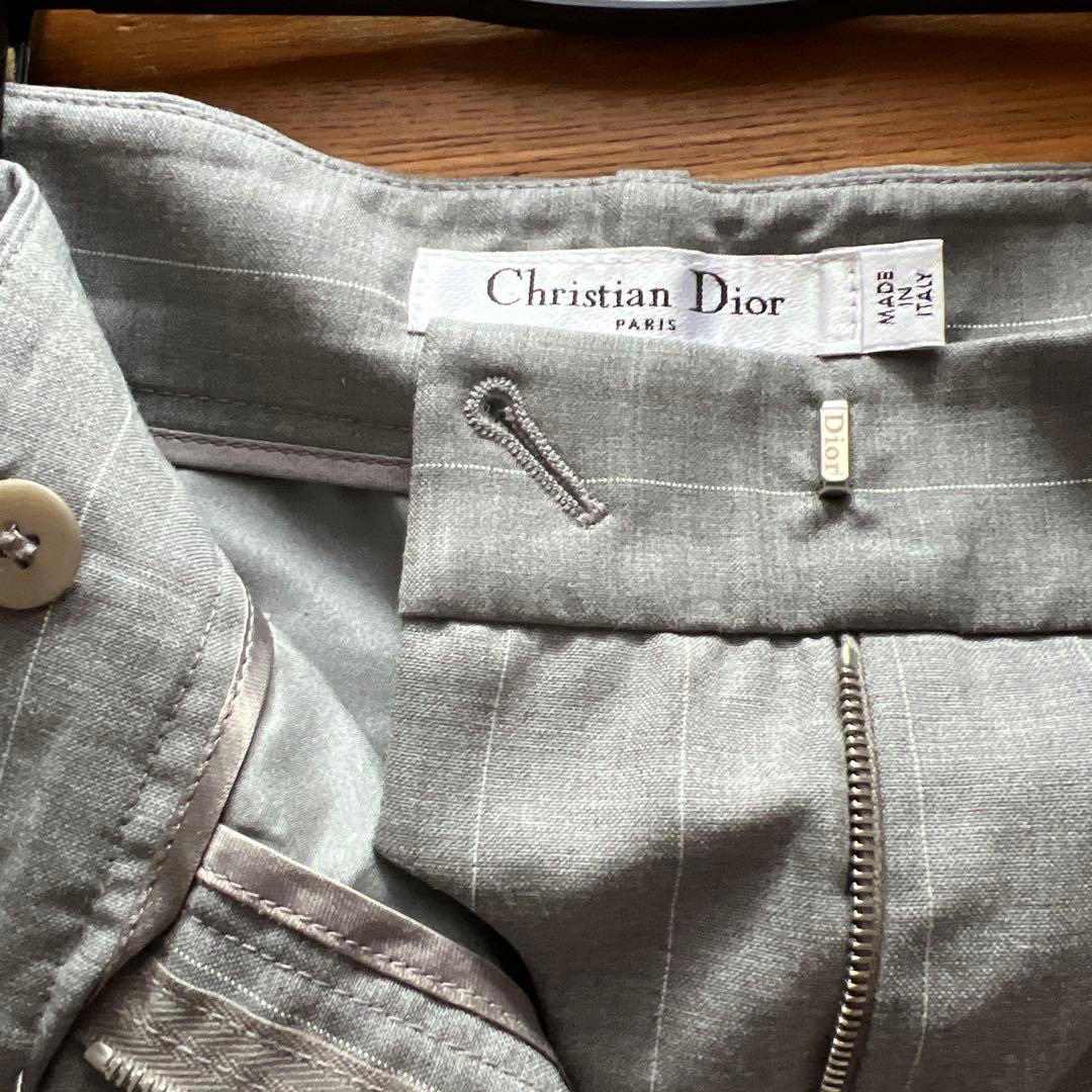 かおり　Christian Dior ショートパンツ