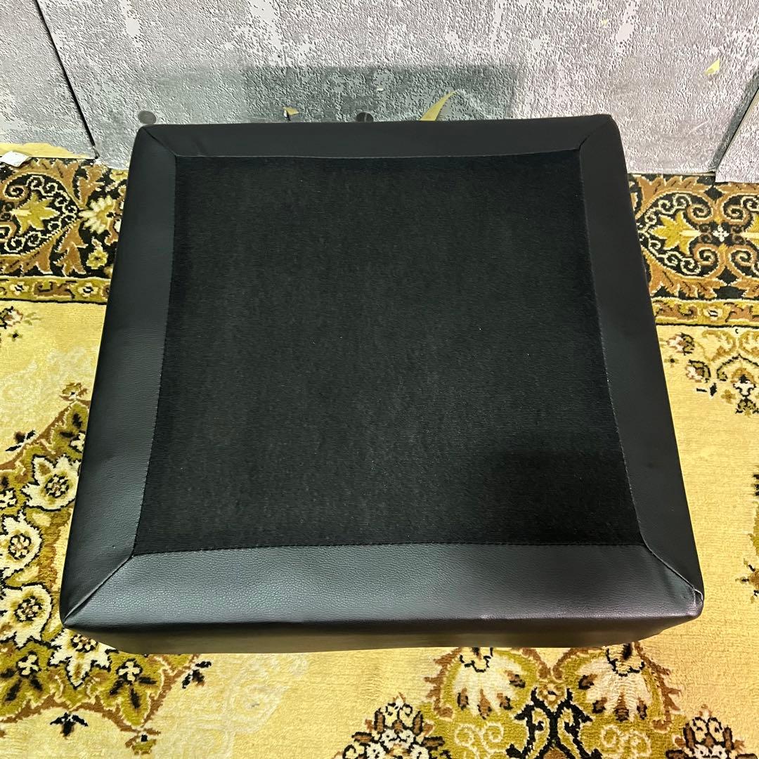 コメント者꧁サンワサプライ꧂ソファ&オットマン&ガラステーブルセット