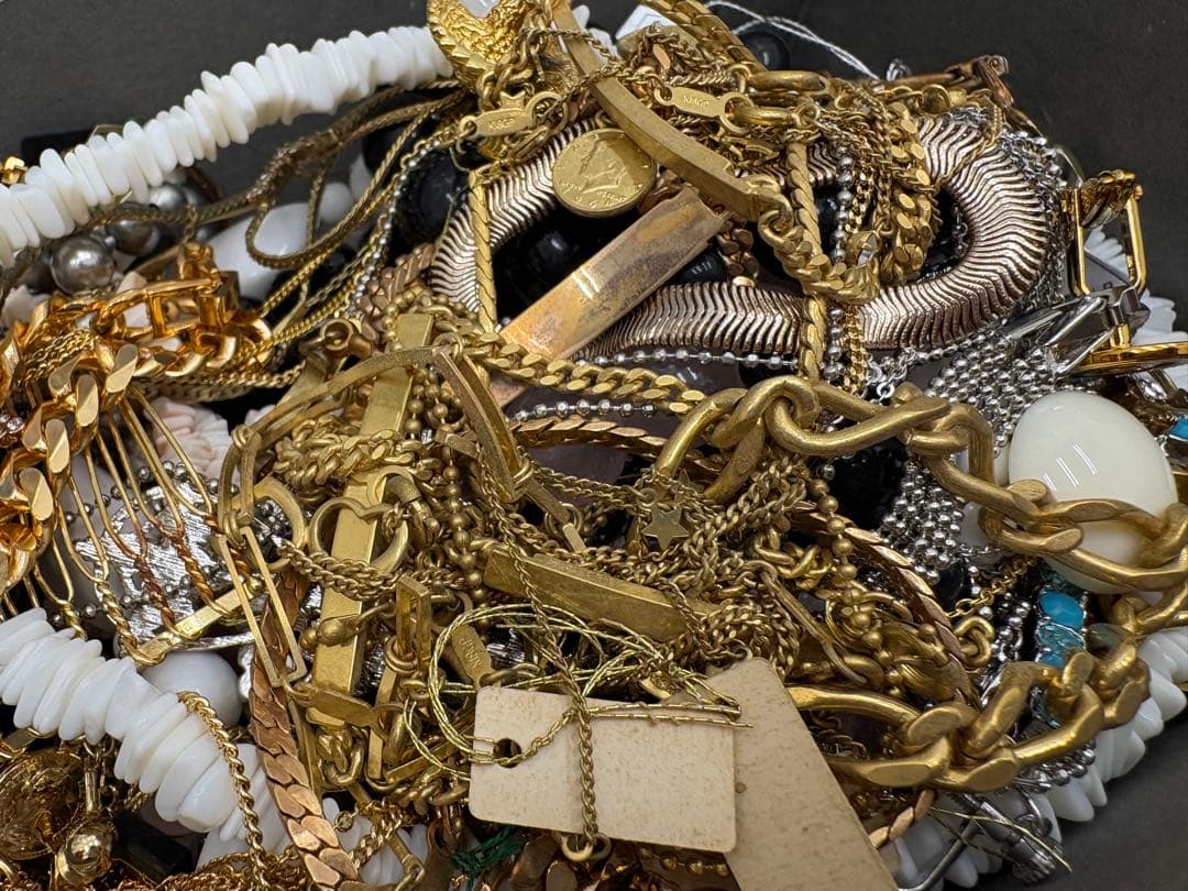 アクセサリー　ゴールド　シルバー　まとめ　1.1キロ