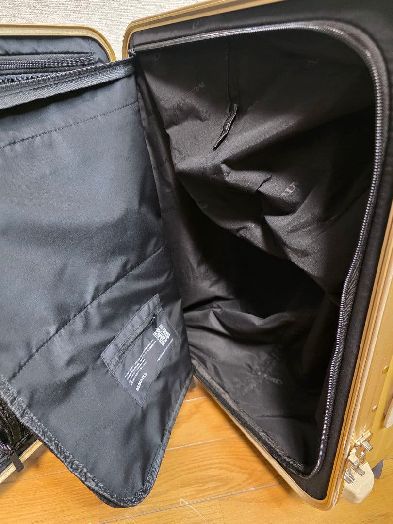 新品/未使用　MAIMOキャリーケース　Sサイズ　ゴールド