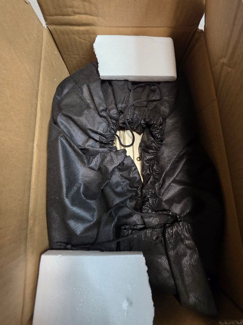 新品/未使用　MAIMOキャリーケース　Sサイズ　ゴールド