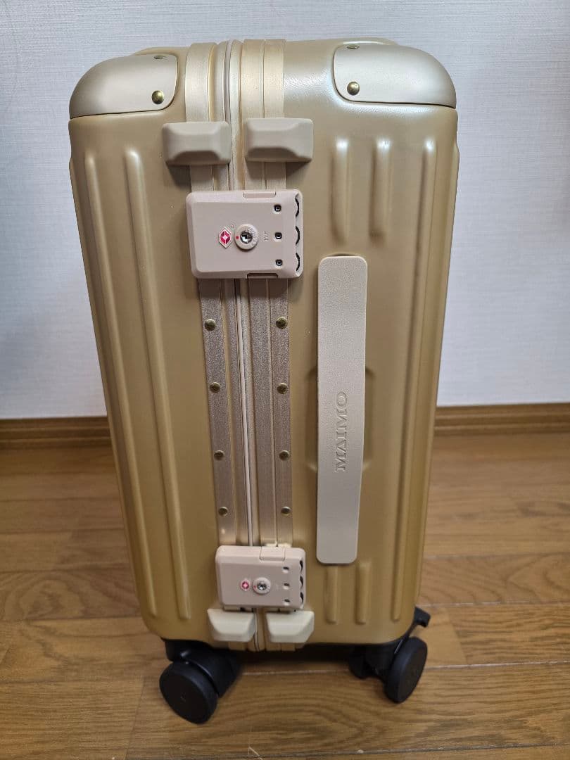 新品/未使用　MAIMOキャリーケース　Sサイズ　ゴールド