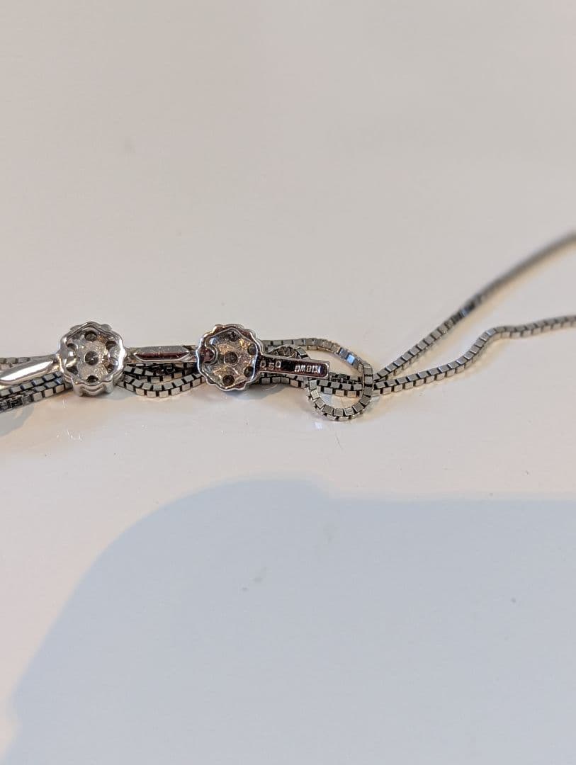 ダイヤモンドネックレス◇K18WG◇0.5◇トリロジー