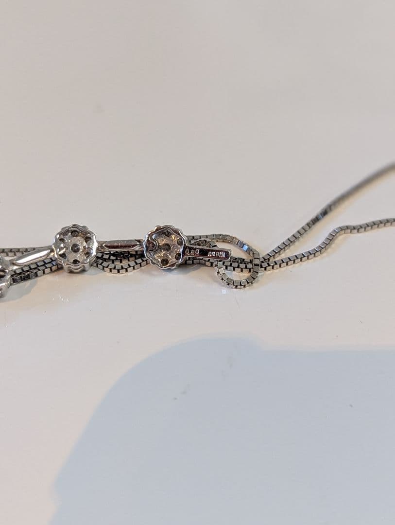 ダイヤモンドネックレス◇K18WG◇0.5◇トリロジー