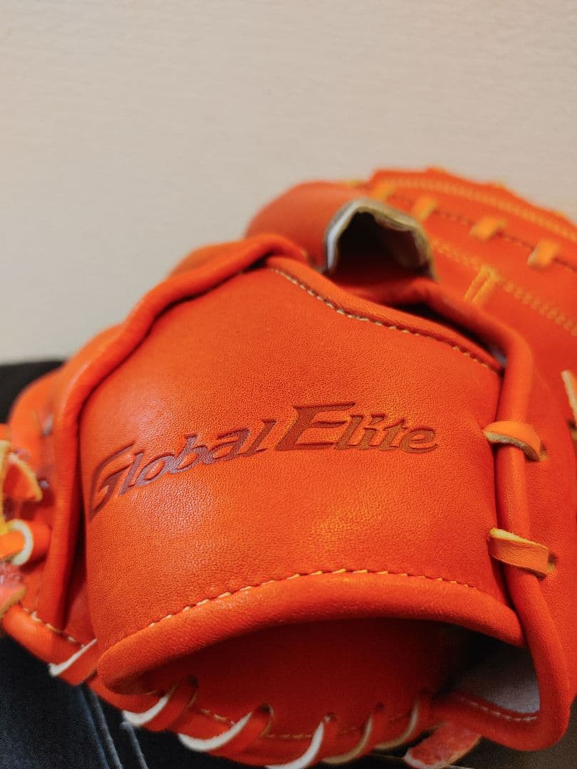 未使用　ミズノ　硬式　グローバルエリート　キャッチャー　スプレンディッドオレンジ