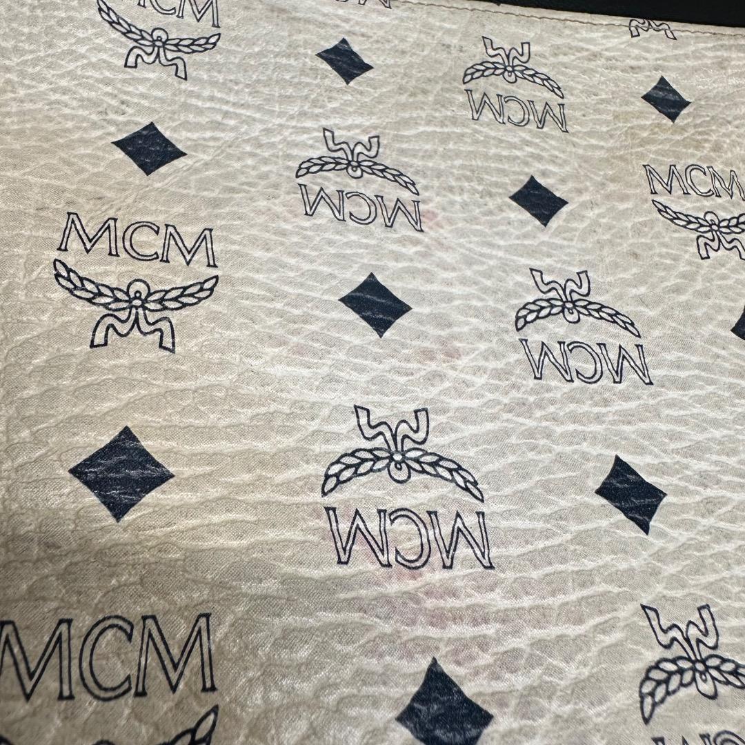 ♡Ka左1001 MCM クラッチバッグ ユニセックス アイボリー