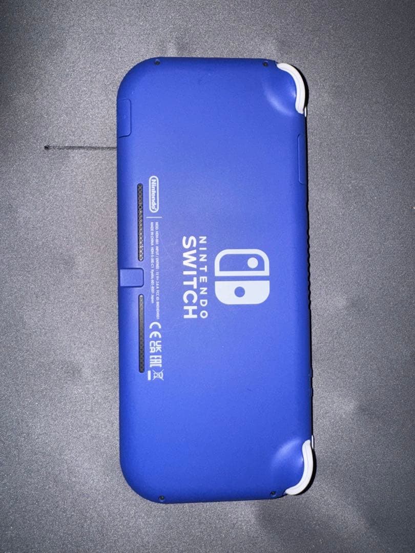 Nintendo SwitchLite ブルー