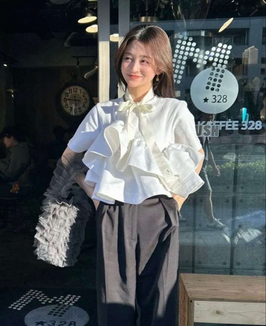 Bibiy. DIANA SLACKSブラック