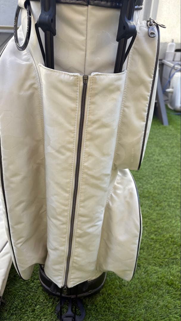 MARK & LONA ゴルフバッグ スタンド付き ホワイト