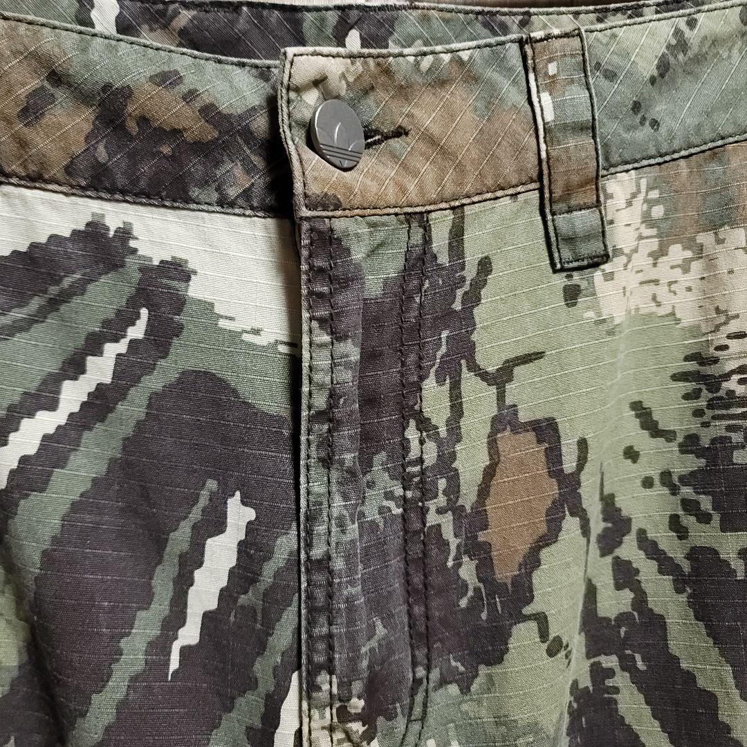 【Mサイズ】アディダスオリジナルス ジップオフ カーゴパンツ 迷彩