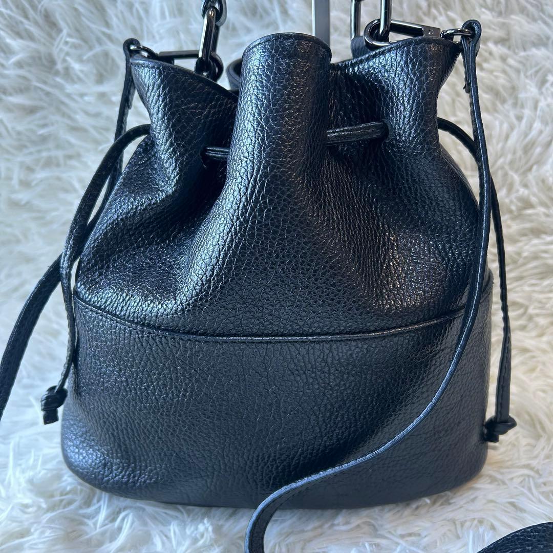 極美品　BEAUTY&YOUTH レザーショルダーバッグ巾着バッグ　黒　2way