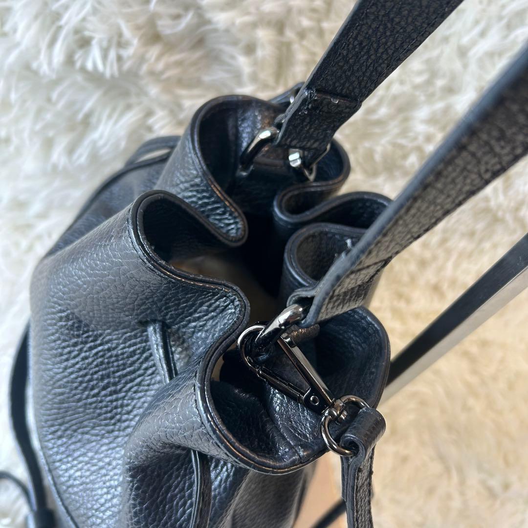 極美品　BEAUTY&YOUTH レザーショルダーバッグ巾着バッグ　黒　2way