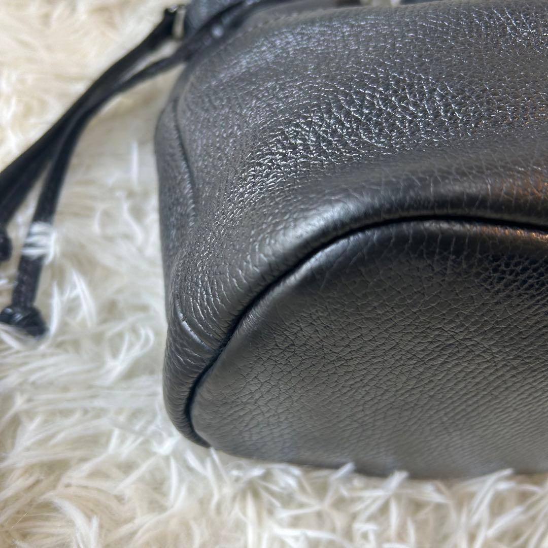 極美品　BEAUTY&YOUTH レザーショルダーバッグ巾着バッグ　黒　2way