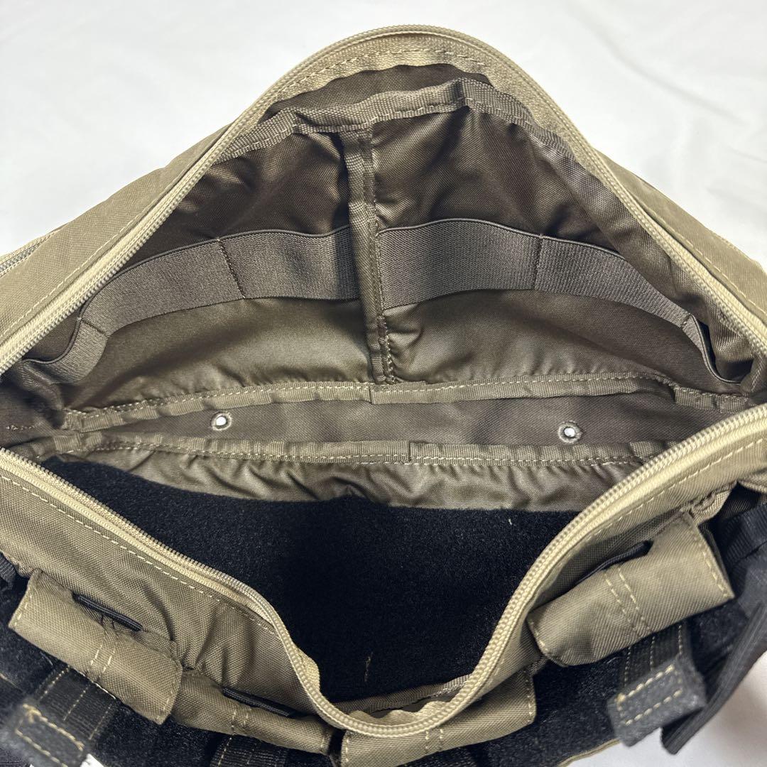 美品 5.11 ファイブイレブン 4-Banger Bag オリーブ